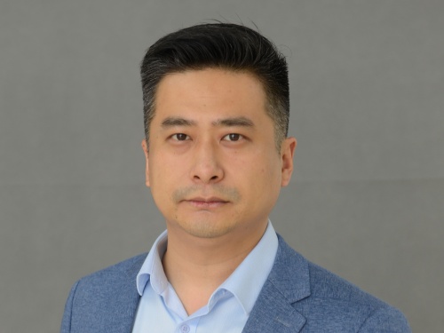张磊